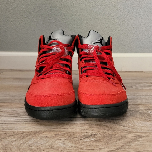 Jordan 5 Retro (Raging Bull) - Picture 4 of 10